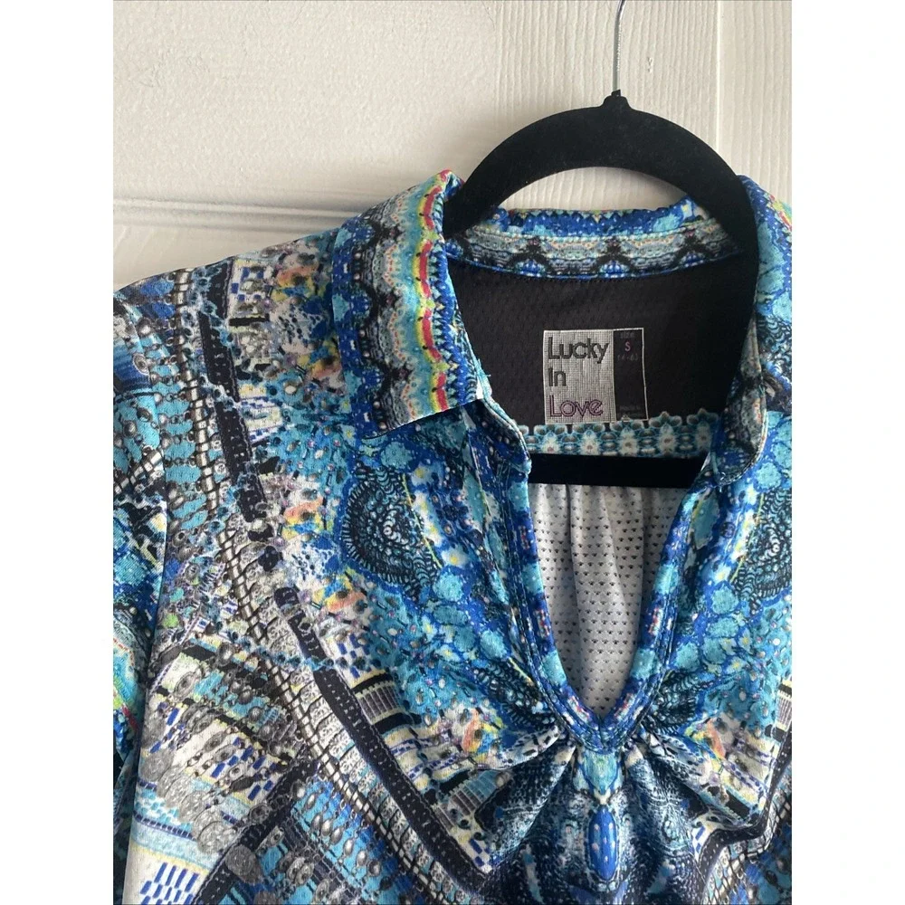 Lucky In Love Geometric Print Polo Top Womens Size S Blue Tennis Golf Activewear
